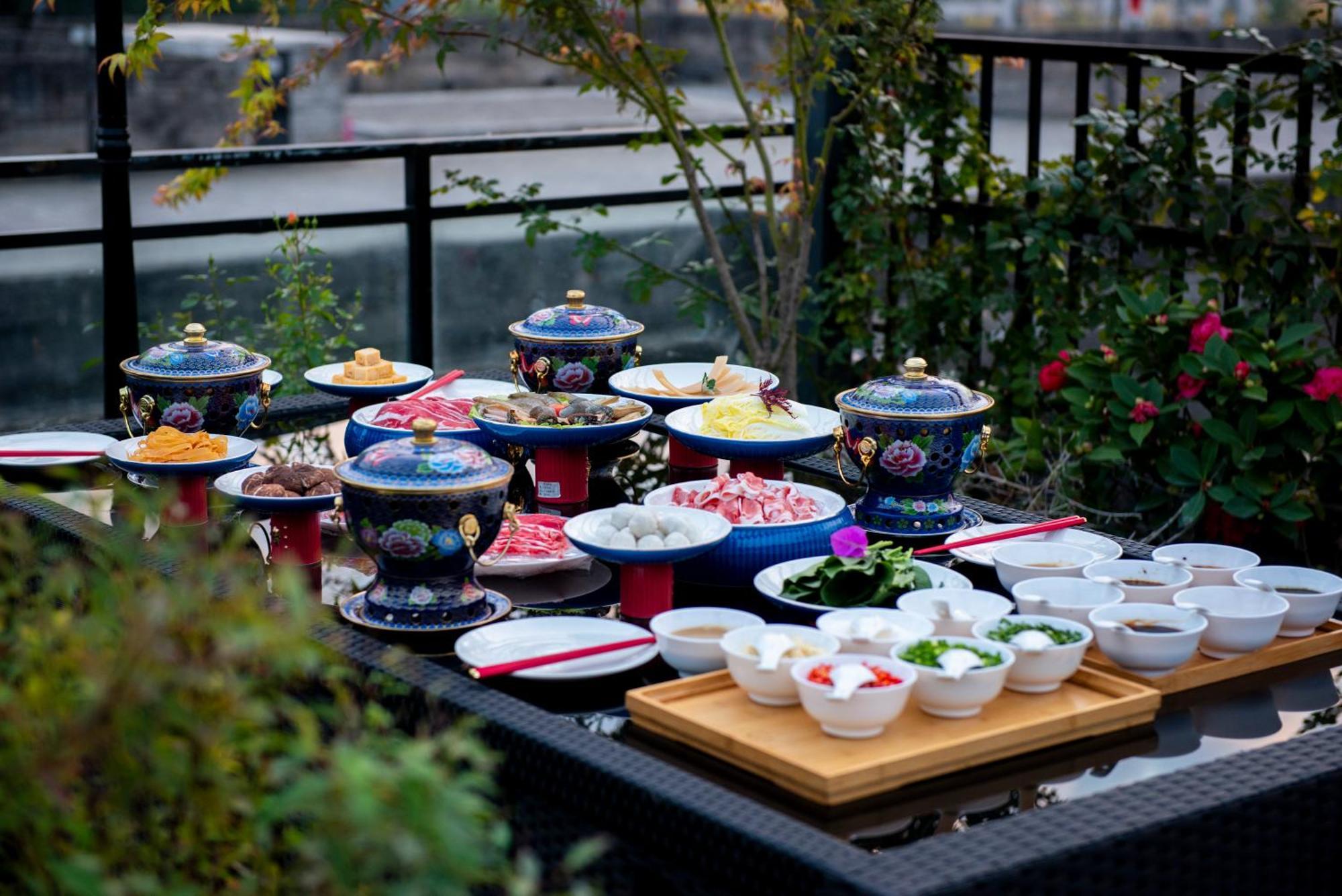 Honglu Garden Hotel Xi'An Bell And Drum Tower Huimin Street Store Exterior photo